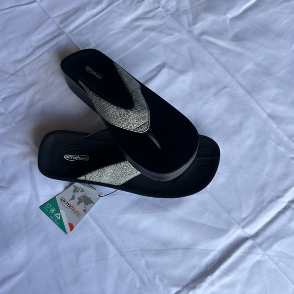 Elegant Black and Silver Women's Sandals - Picture 12 of 12